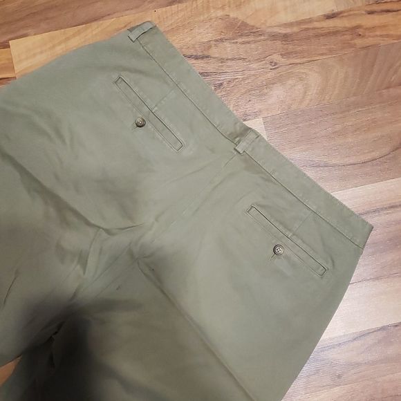 Cutter & Buck Men's Shorts Sz 40 waist - Picture 3 of 4